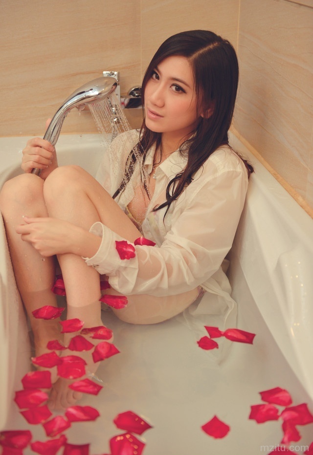 甜美性感 水灵气质美女