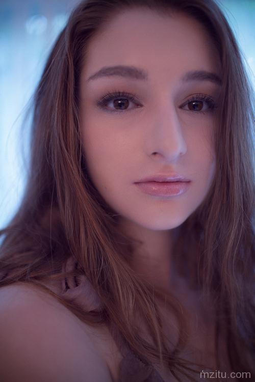 阳光美少女性感私房