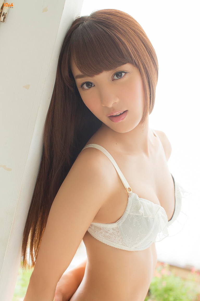 Bomb.tv  百变小精灵