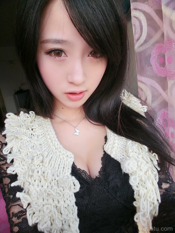 邻家萌妹子小清新私房照