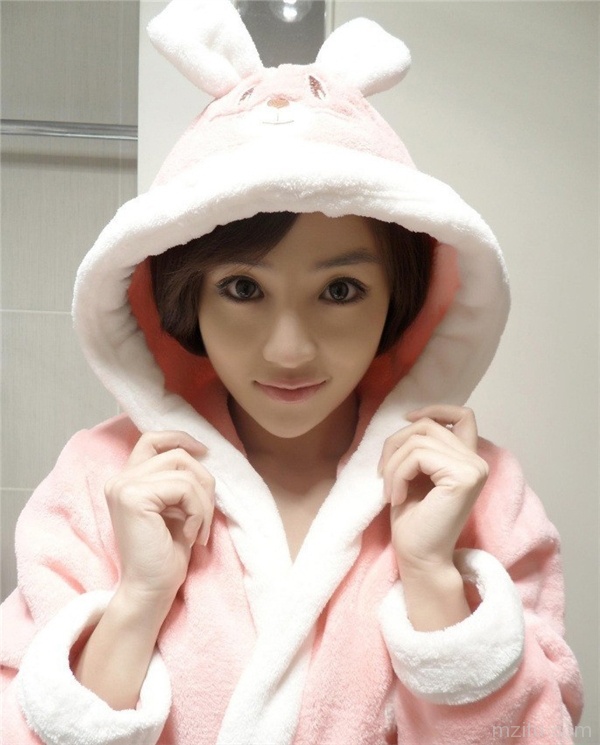 可爱小美女清新生活照