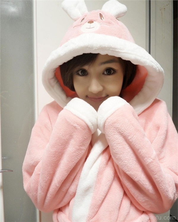 可爱小美女清新生活照