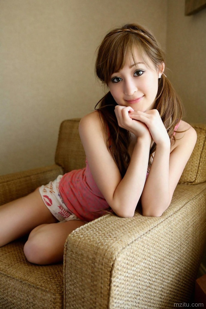 可爱小美女清新生活照