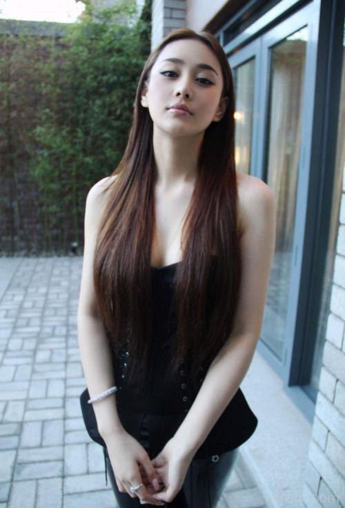 偶有几个清纯脱俗的