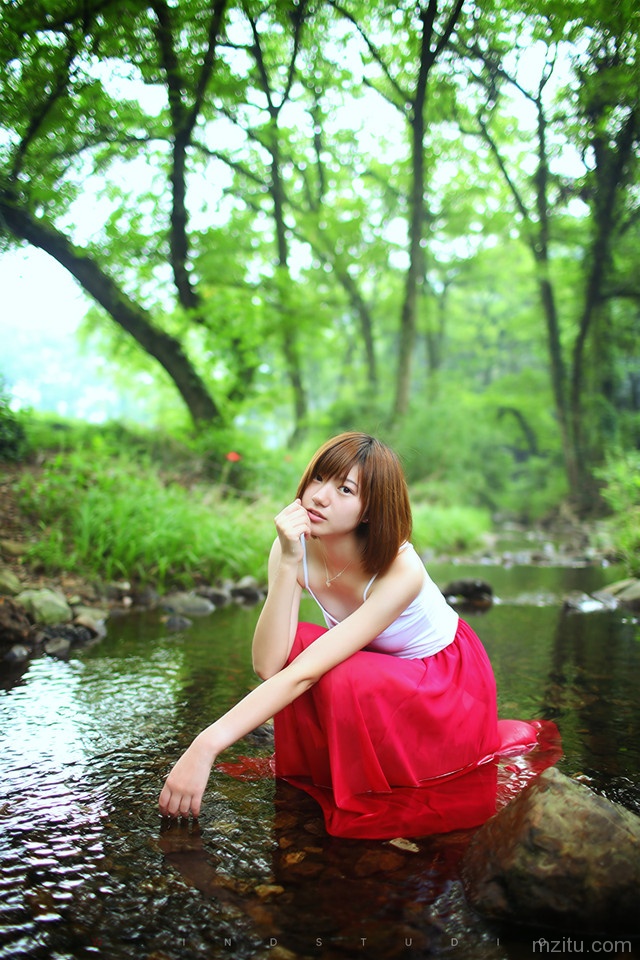 萌系清纯美女生活照