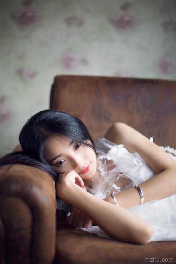 超清纯气质校花随拍