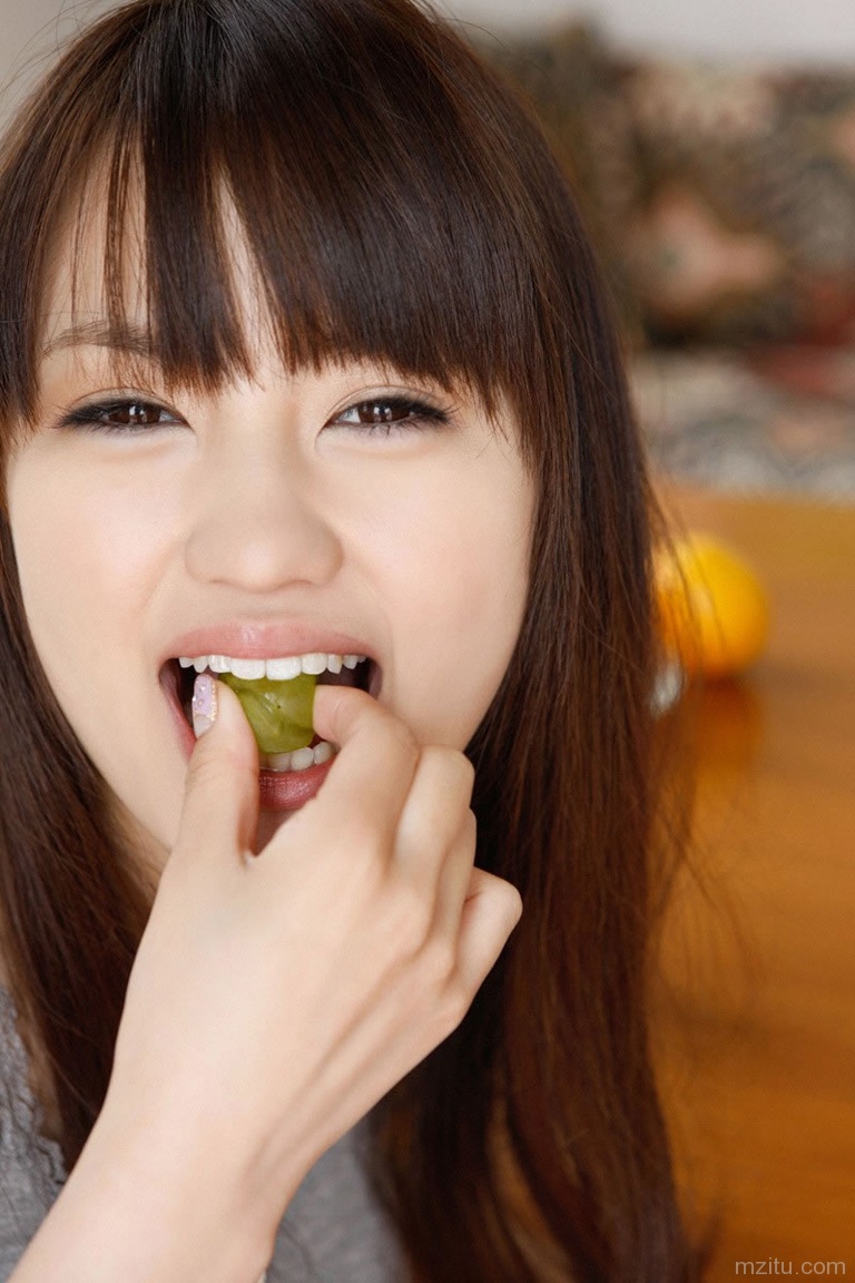 水嫩水嫩的日本妹子 Shiho 志保