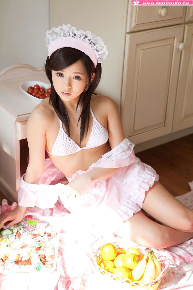 爱吃香蕉的女仆 浜川瑠奈