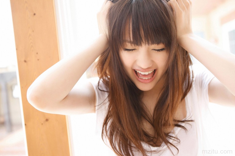 水嫩水嫩的日本妹子 Shiho 志保