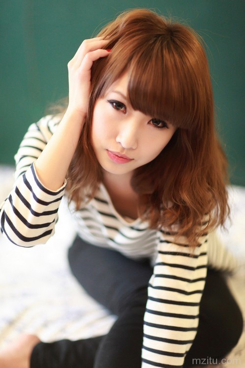 清新却又性感无比的小魔女系列四