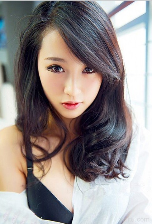 清纯妹子也性感