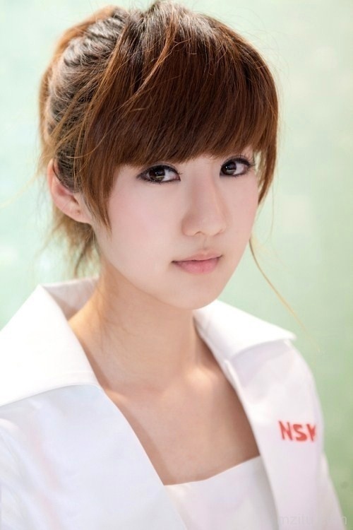 清新妹子自然的美丽