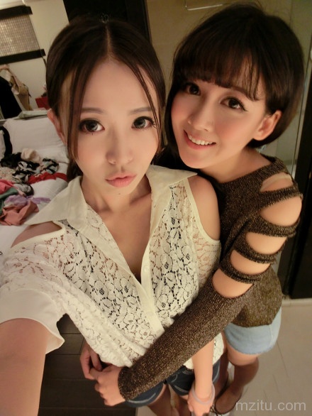 妹子爱自拍,微博专辑