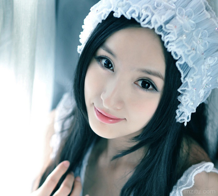 白纱洁白小天使