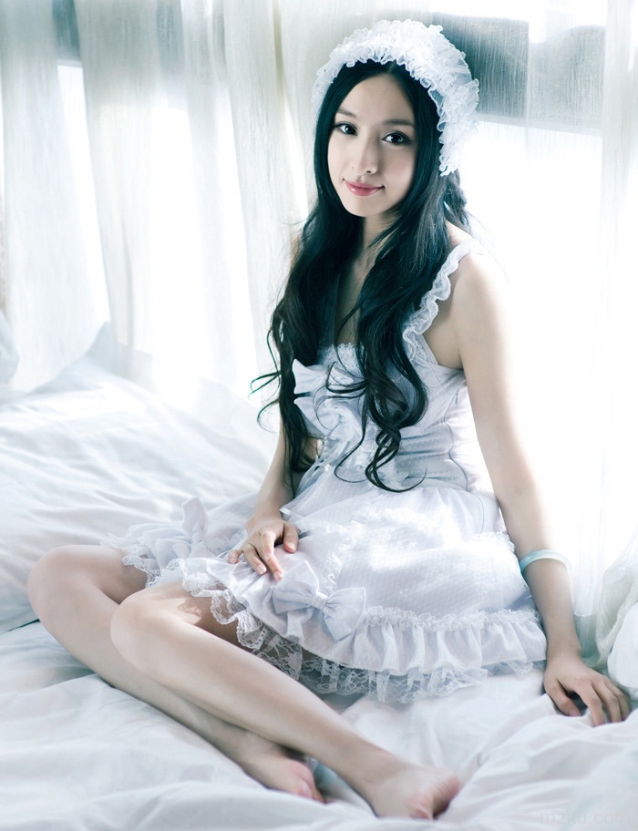 白纱洁白小天使