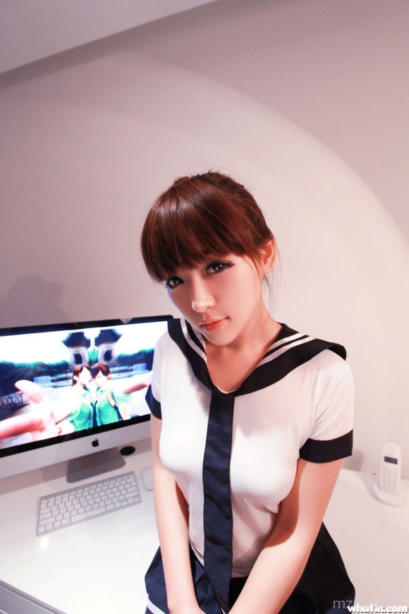 艺校校花一枚又一枚