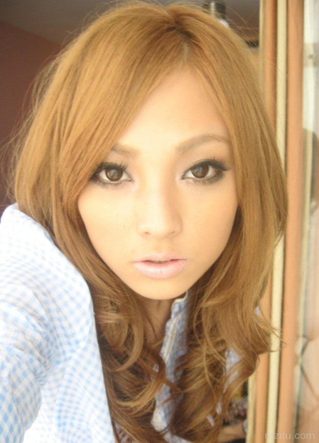 美女张妮娜生活自拍