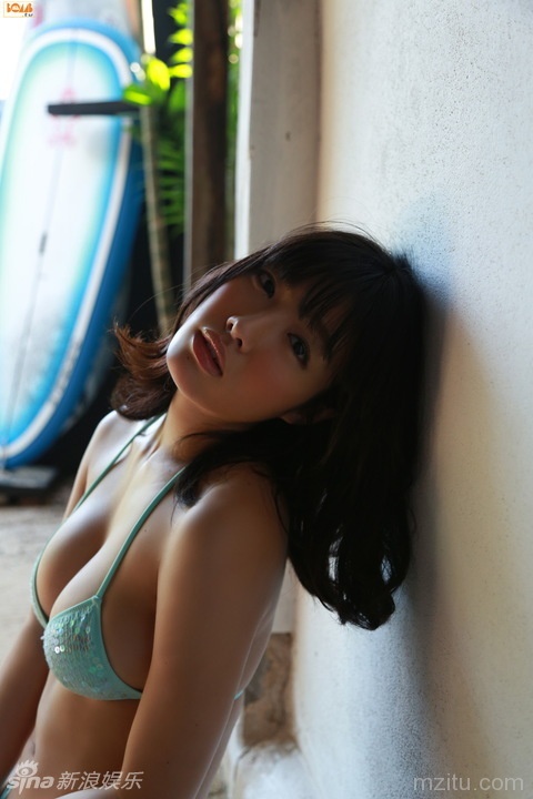 G奶爆乳今野杏南酷似蔡依林