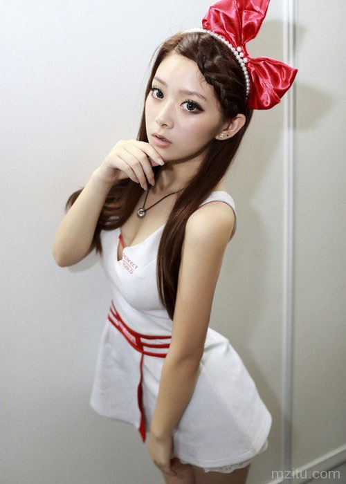 Chinajoy 2013 ShowGirl冯焱小清新甜美性感私房照