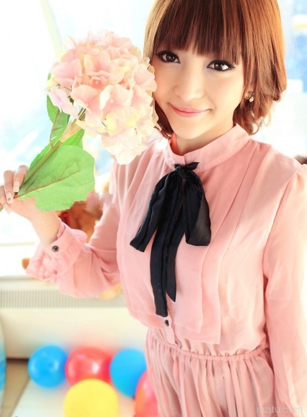 90萌妹子豹纹恋