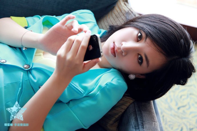 天蝎座画家/主持人