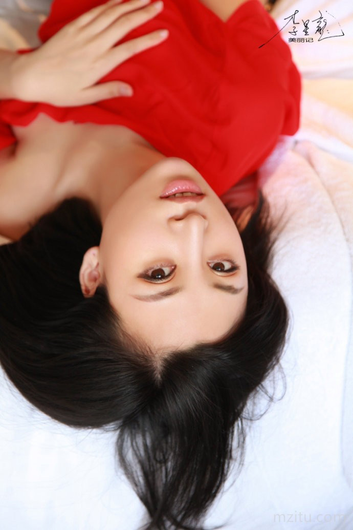 天蝎座画家/主持人