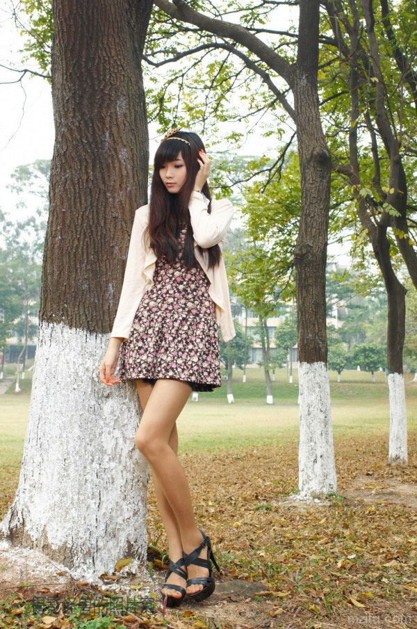 华农校园外拍，小清新妹子
