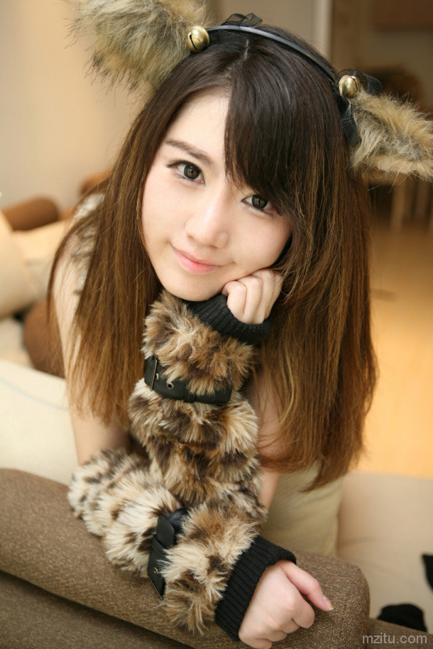 可爱美女插画师cindy蕓寧生活照