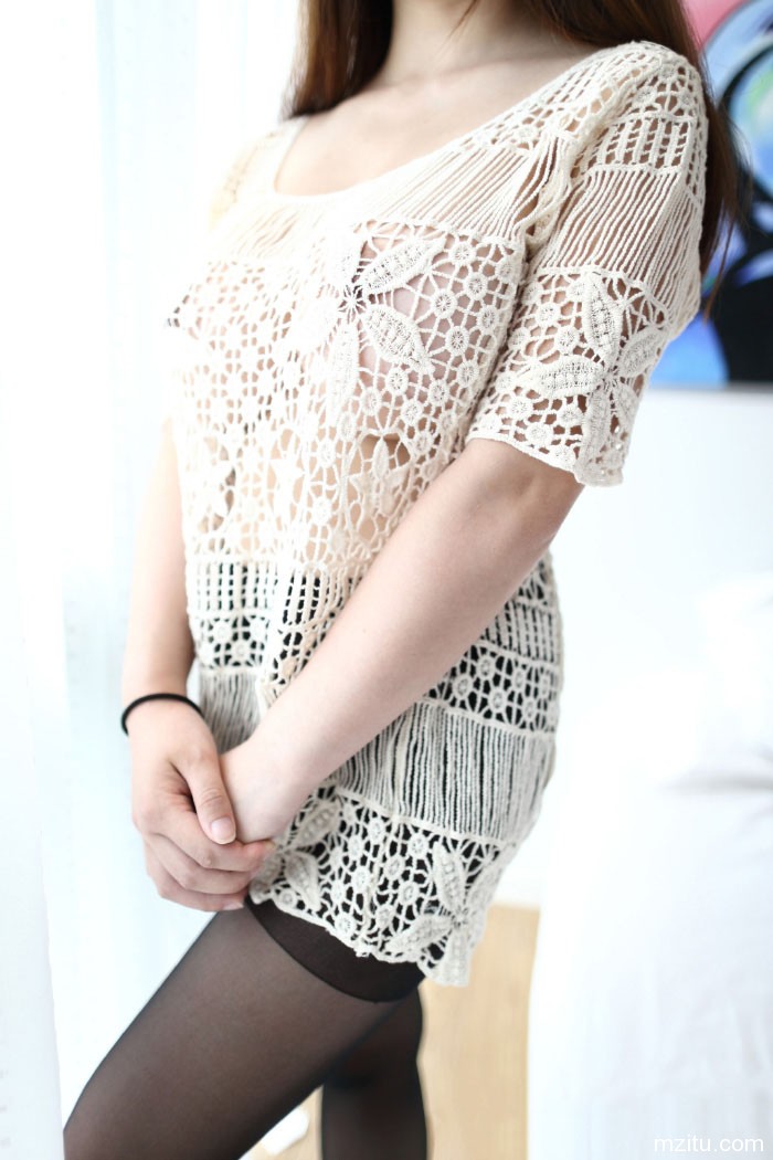 ROSI写真 难以一手掌握的大波MM