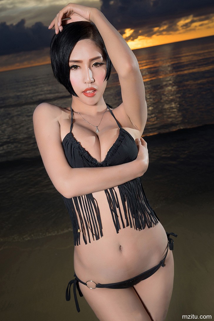 宅男女神娜依灵儿透视内衣爆乳诱人