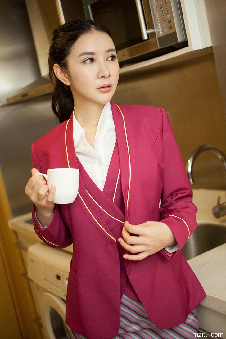 性感美女空姐顾欣怡私房照