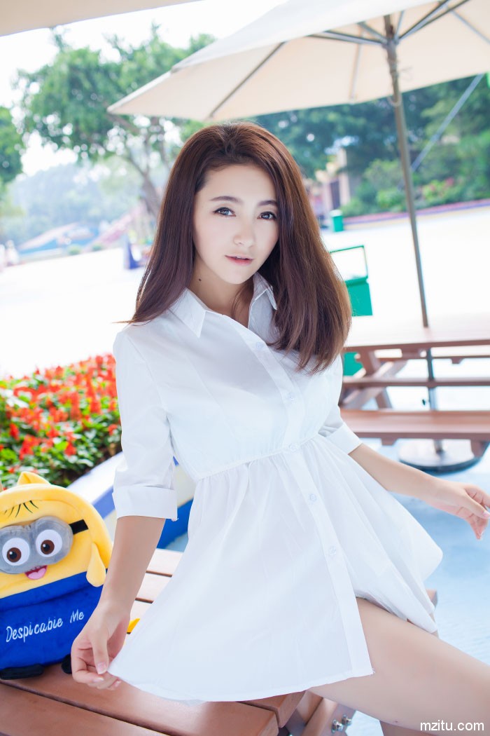 气质爆表豪乳爆扣,清纯美女夏茉好俊俏