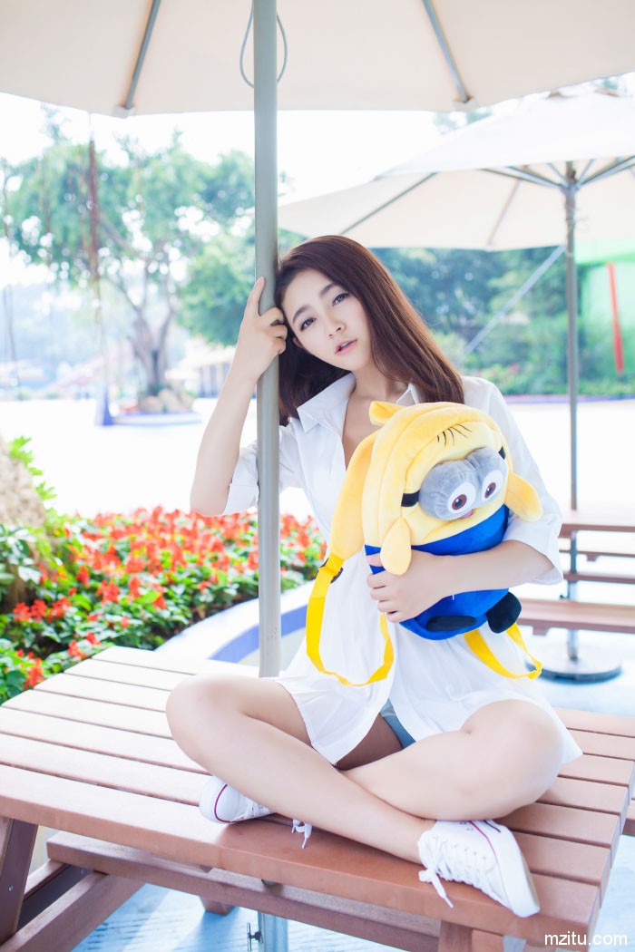 气质爆表豪乳爆扣,清纯美女夏茉好俊俏