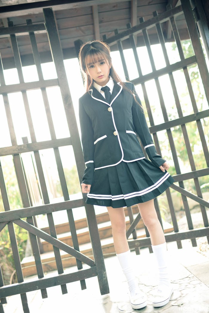 初恋般的甜美 气质萝莉教主小九Vin