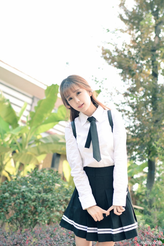 初恋般的甜美 气质萝莉教主小九Vin