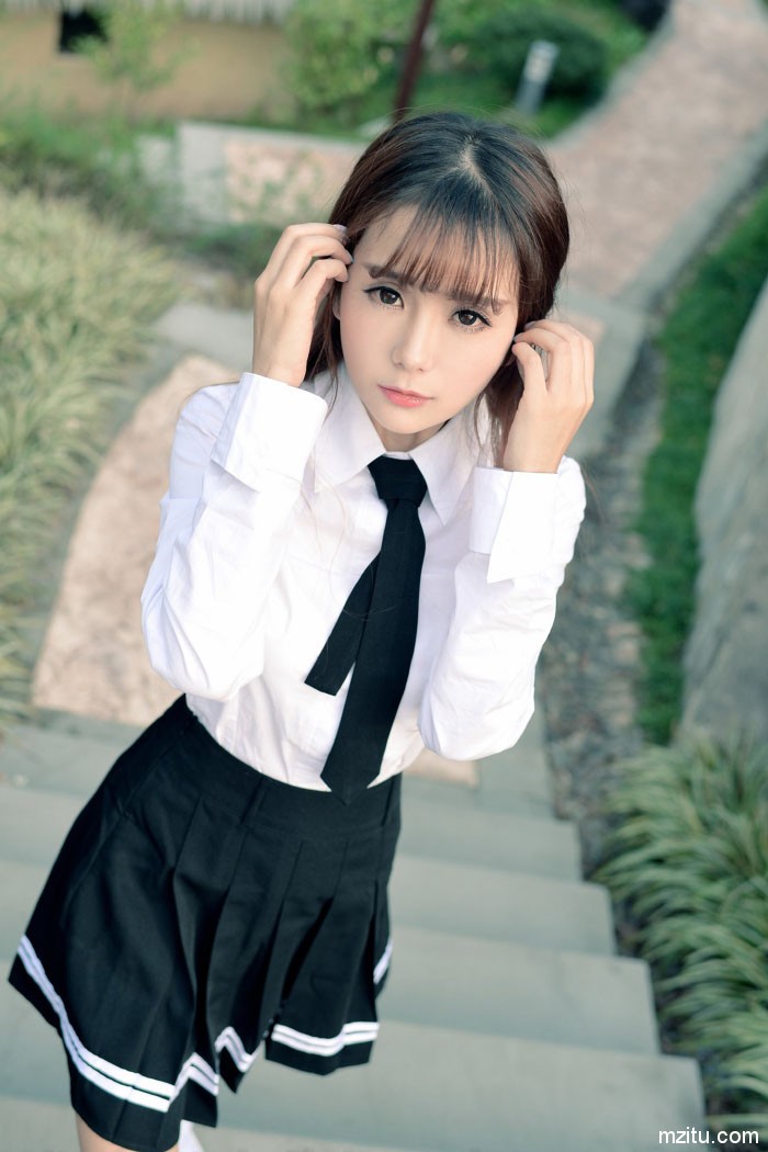 初恋般的甜美 气质萝莉教主小九Vin