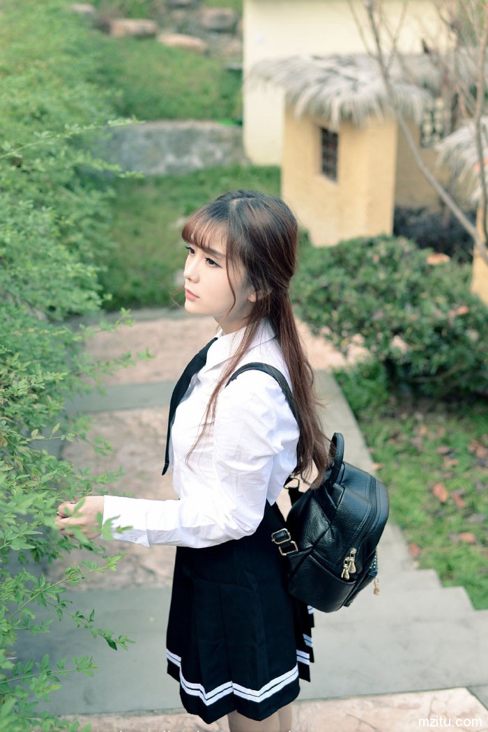 初恋般的甜美 气质萝莉教主小九Vin