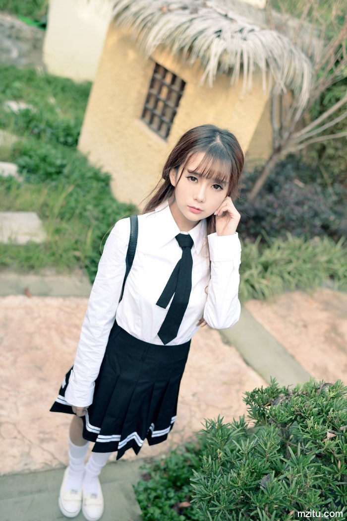 初恋般的甜美 气质萝莉教主小九Vin