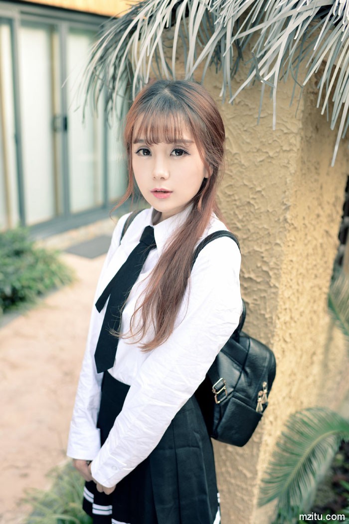 初恋般的甜美 气质萝莉教主小九Vin