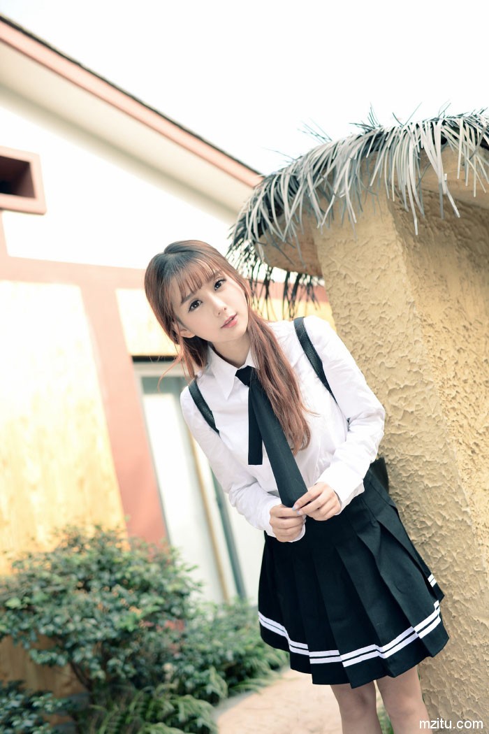 初恋般的甜美 气质萝莉教主小九Vin