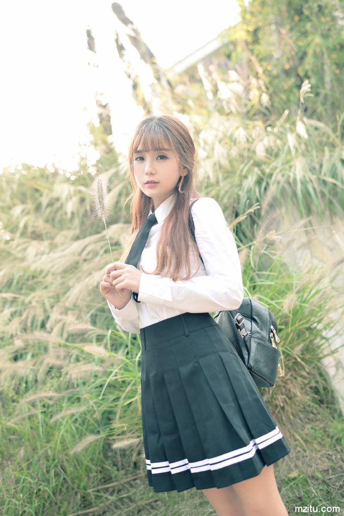 初恋般的甜美 气质萝莉教主小九Vin