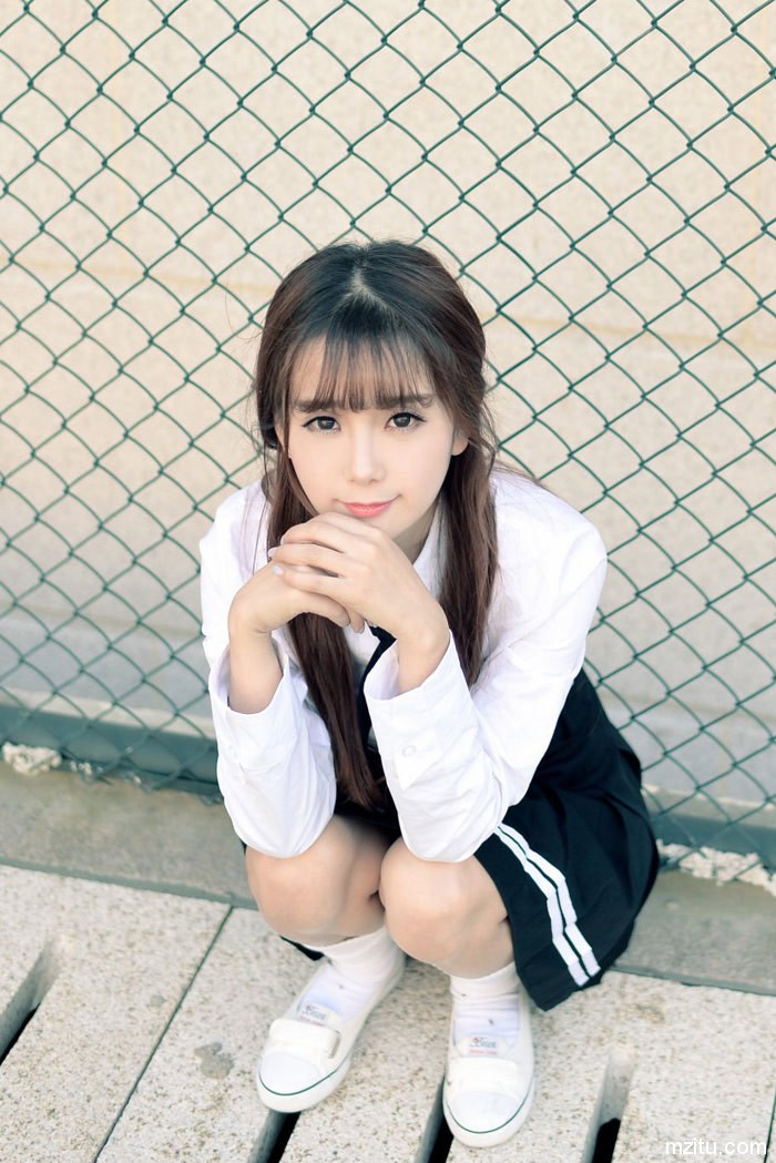 初恋般的甜美 气质萝莉教主小九Vin