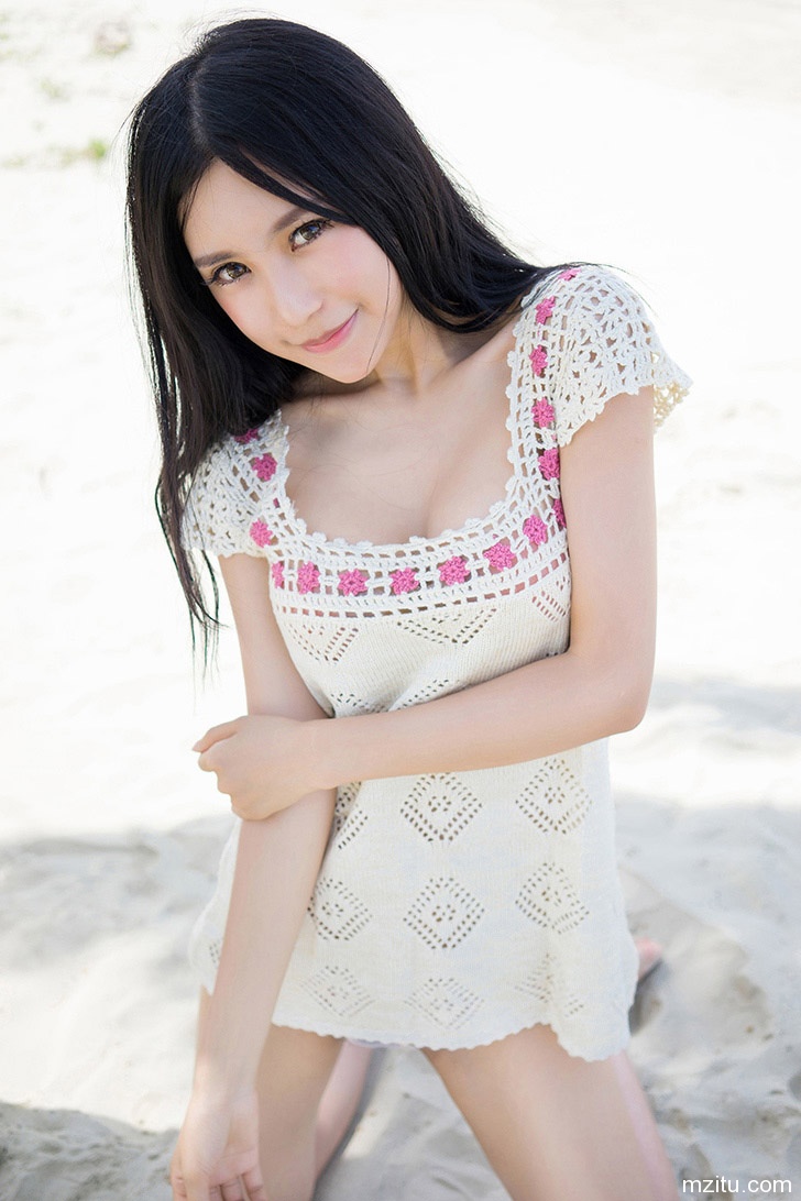 绮里嘉露乳风情湿身诱惑