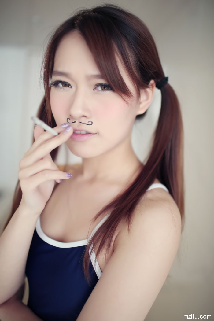 清新俏皮小美女Carol酱可爱卖萌青春无敌