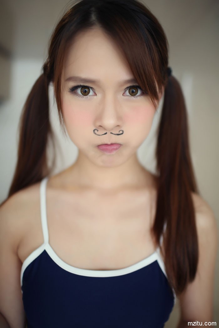 清新俏皮小美女Carol酱可爱卖萌青春无敌