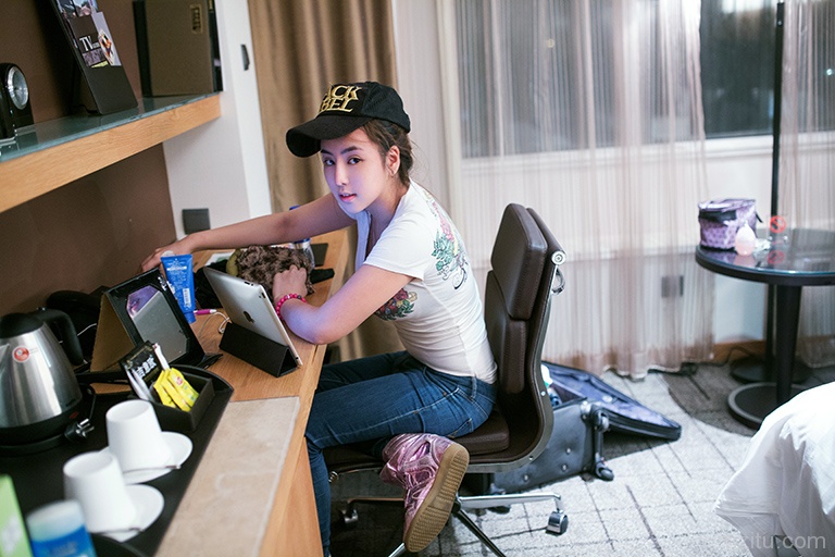 娇乳坚挺迷人的丰满熟女 推女郎  TuiGirl