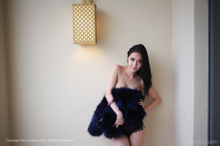 于大小姐ayu 小浴室妩媚诱惑写真