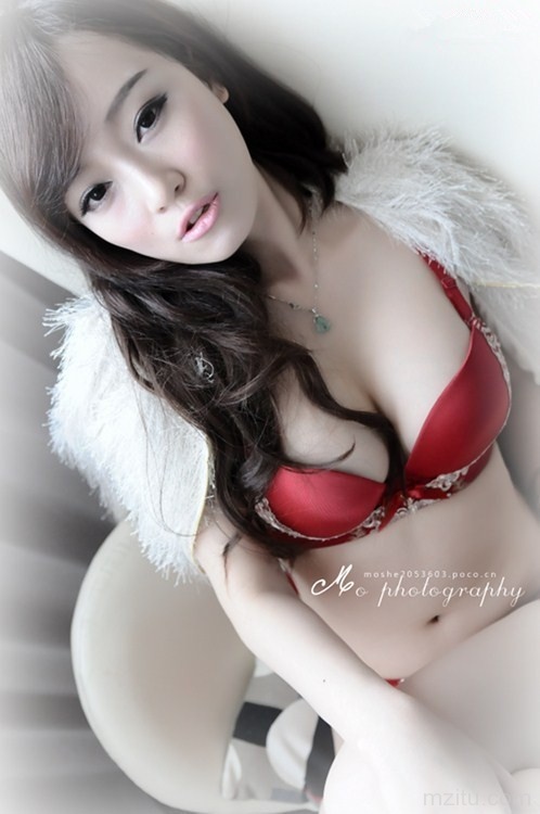 红色内内甜蜜入心