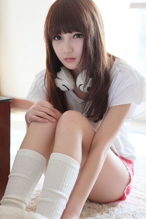 性感迷人半裸酥胸