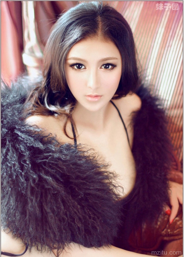 人鱼公主任丽萌性感写真